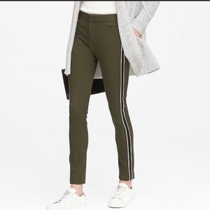 🎉New Women’s Banana Republic Pants Sloan Green Stripe Size 6 Business Casual